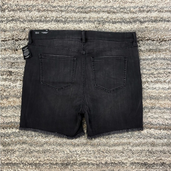 Liverpool Gia Glider Pull-On Shorts Sz 18W NWT | Liverpool Pull-On Mini Shorts - Picture 9 of 14